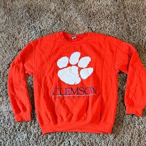 Gildan Heavy Blend Orange Sweatshirt